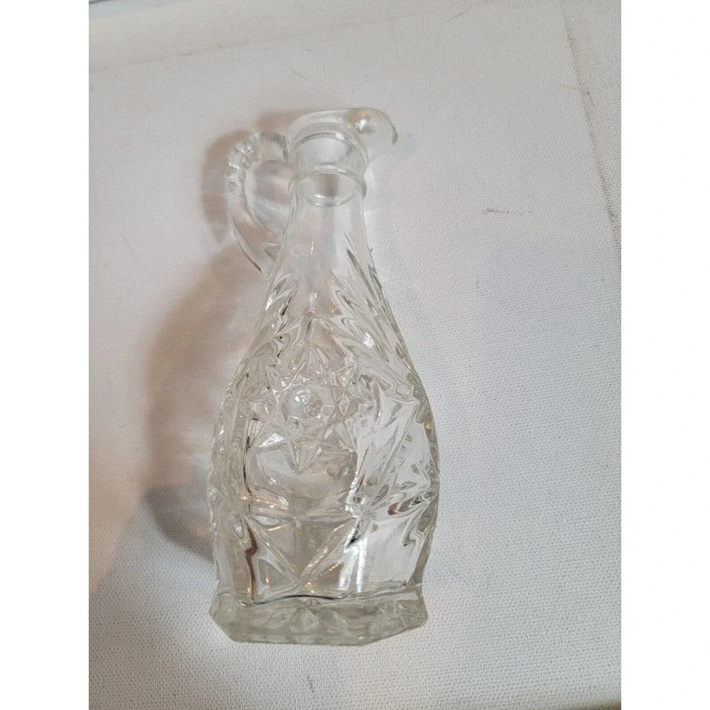 Vintage One Anchor Hocking Cruet w/Stopper‎ Star of David Pattern Pressed Glass
